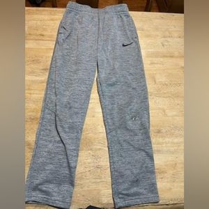 Nike grey sweatpants boys  size large